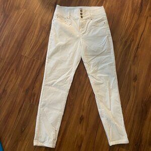 NWT Ann Taylor white women's pants, size 2, slim leg, curvy fit